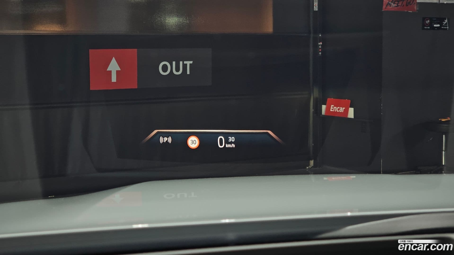 Main__Slider__Photo:5-Series BMW 2025.3-18