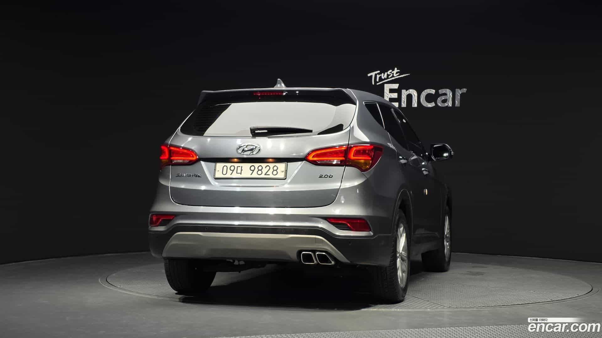 Santafe Hyundai 2017.4-OUTER-004