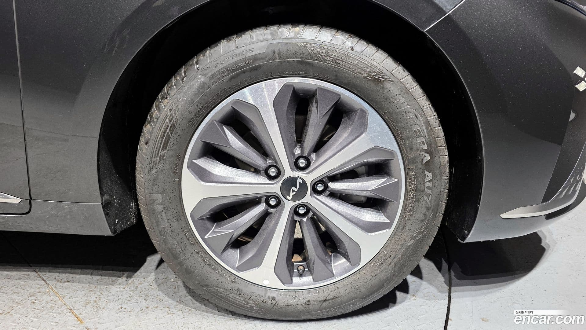 Main__Slider__Photo:K8 Kia 2023.3-4