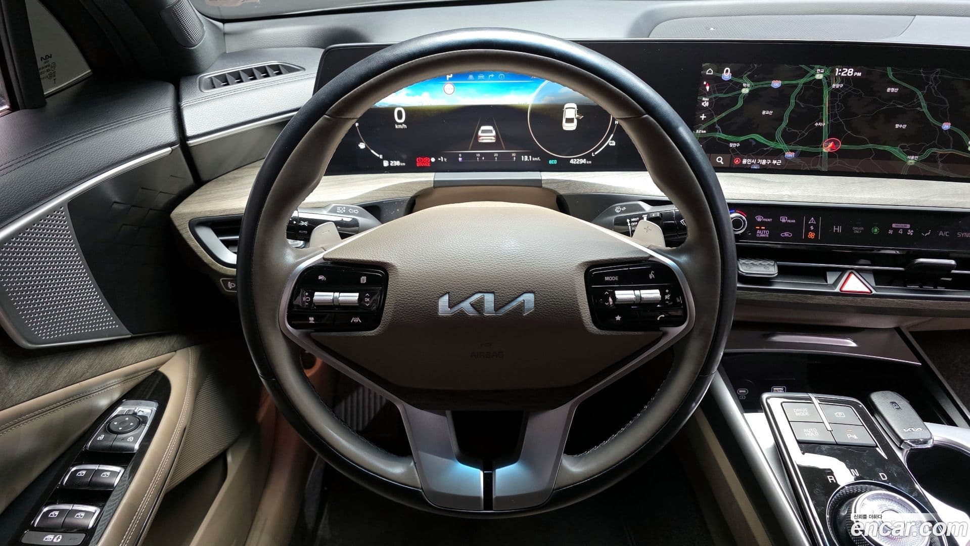 Main__Slider__Photo:K8 Kia 2023.3-12