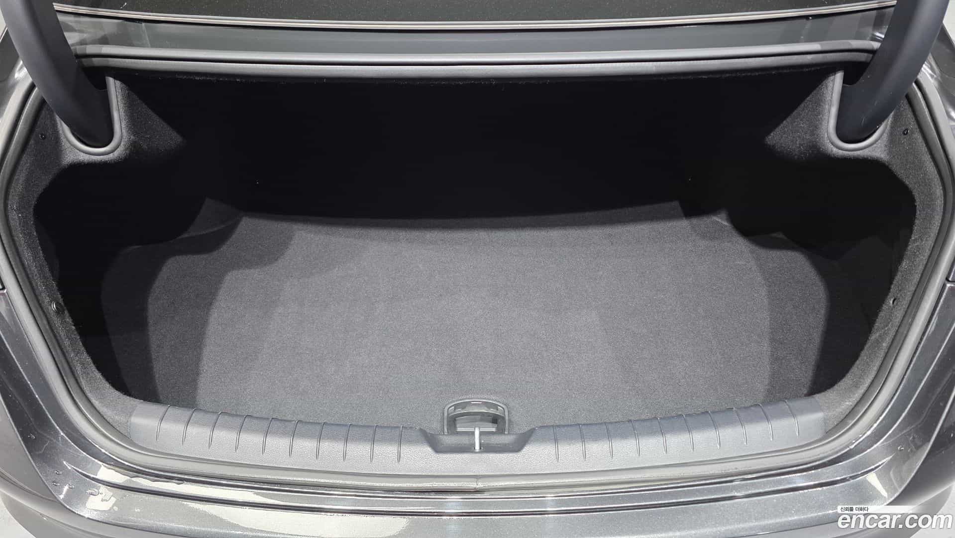 K8 Kia 2023.3-OPTION-024