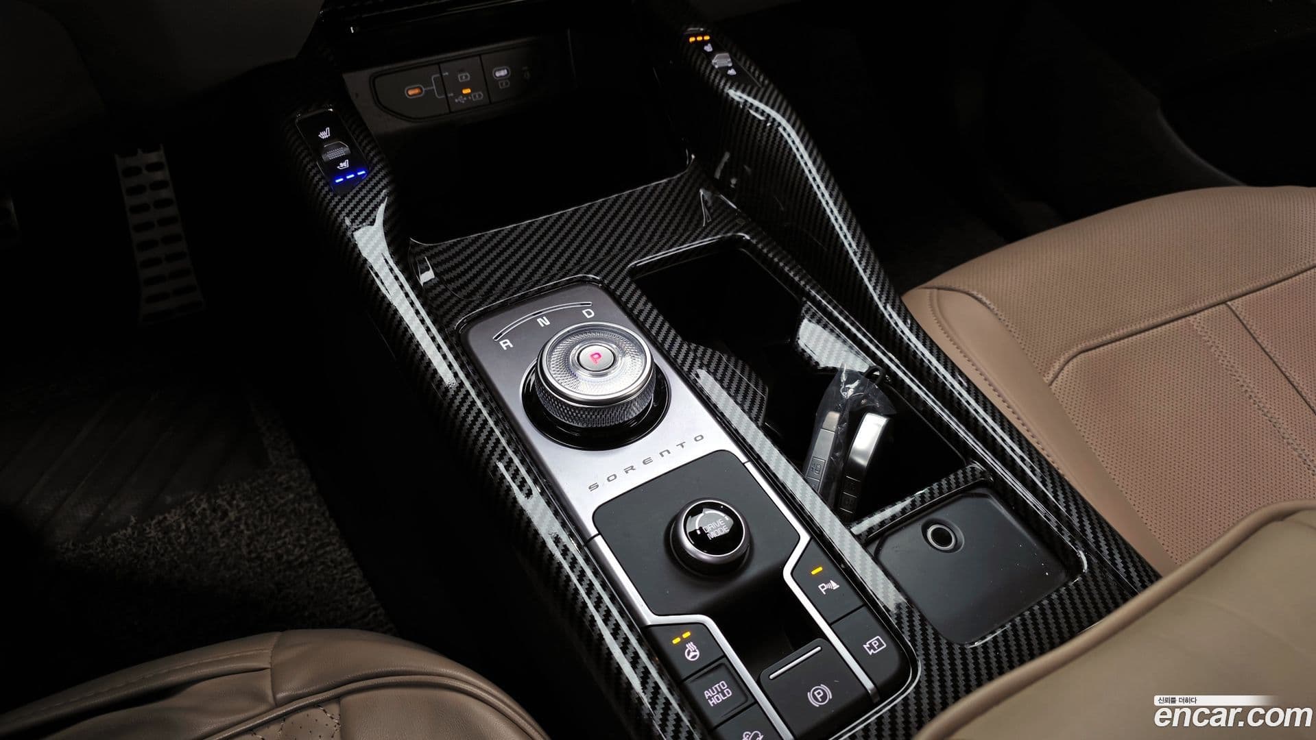 Main__Slider__Photo:Sorento Kia 2024.9-8