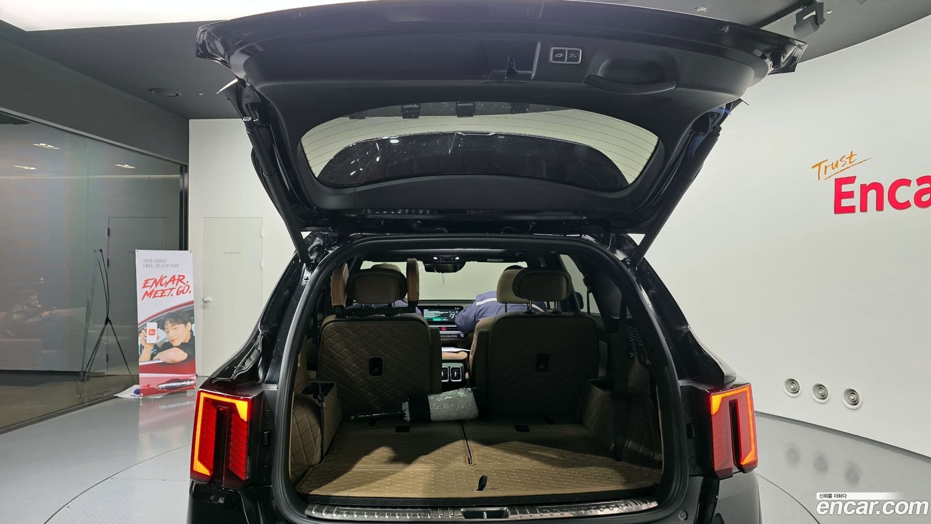 Main__Slider__Photo:Sorento Kia 2024.9-19