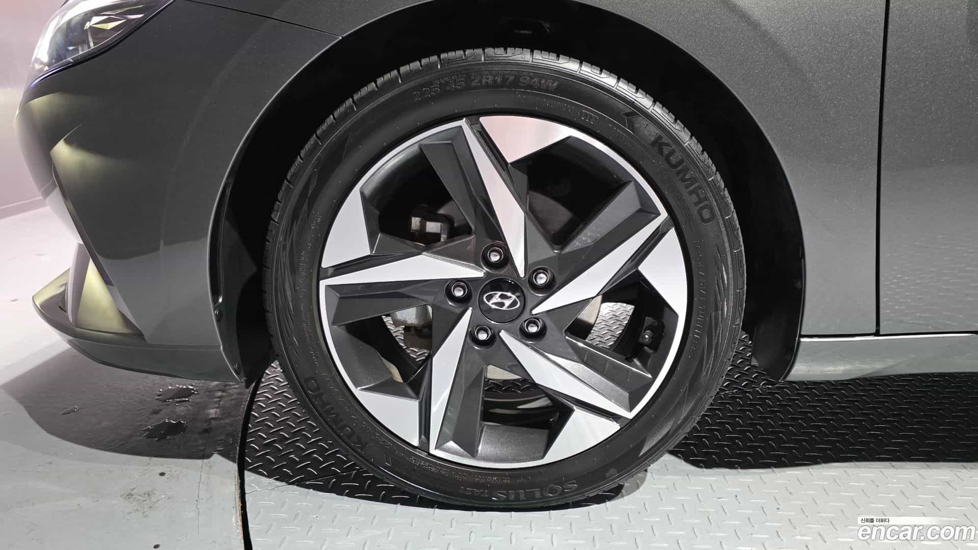 AVANTE Hyundai 2021.0-OUTER-005