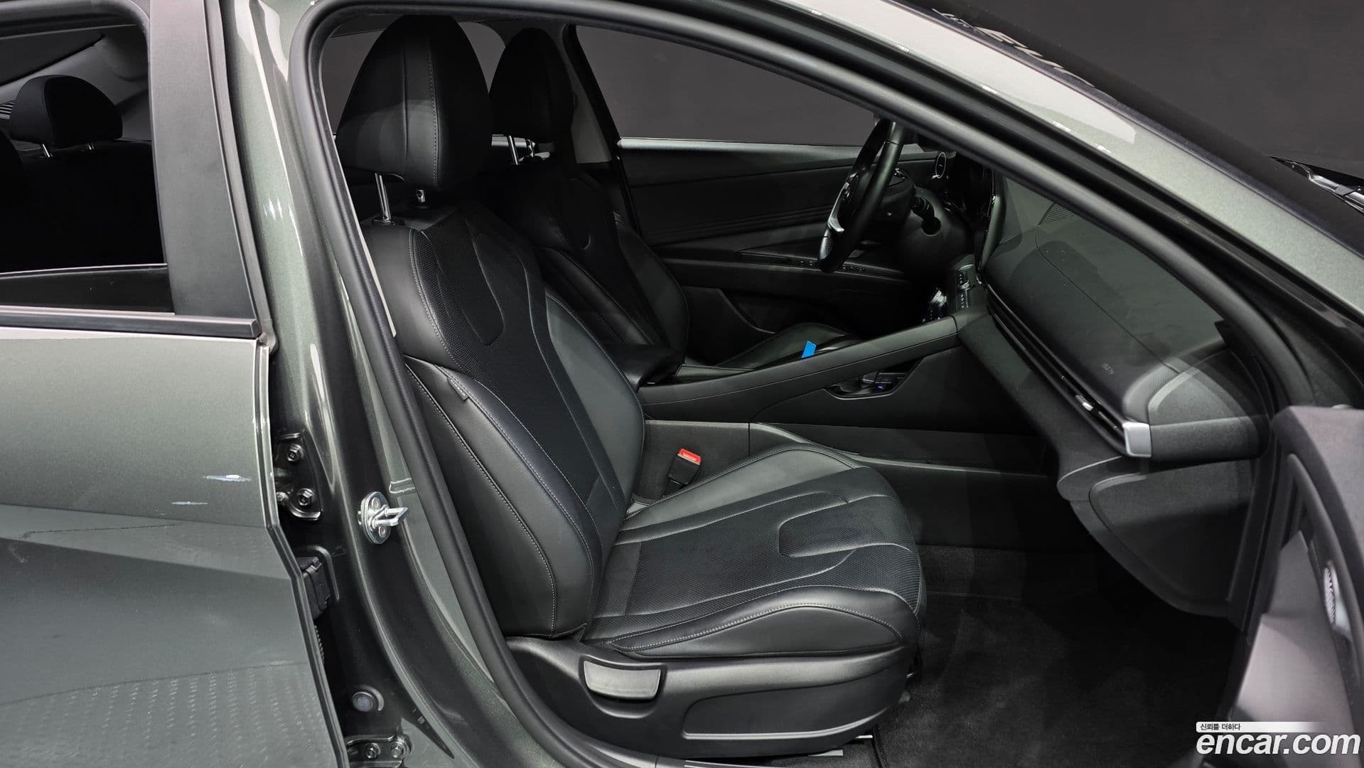 Main__Slider__Photo:AVANTE Hyundai 2021.0-9