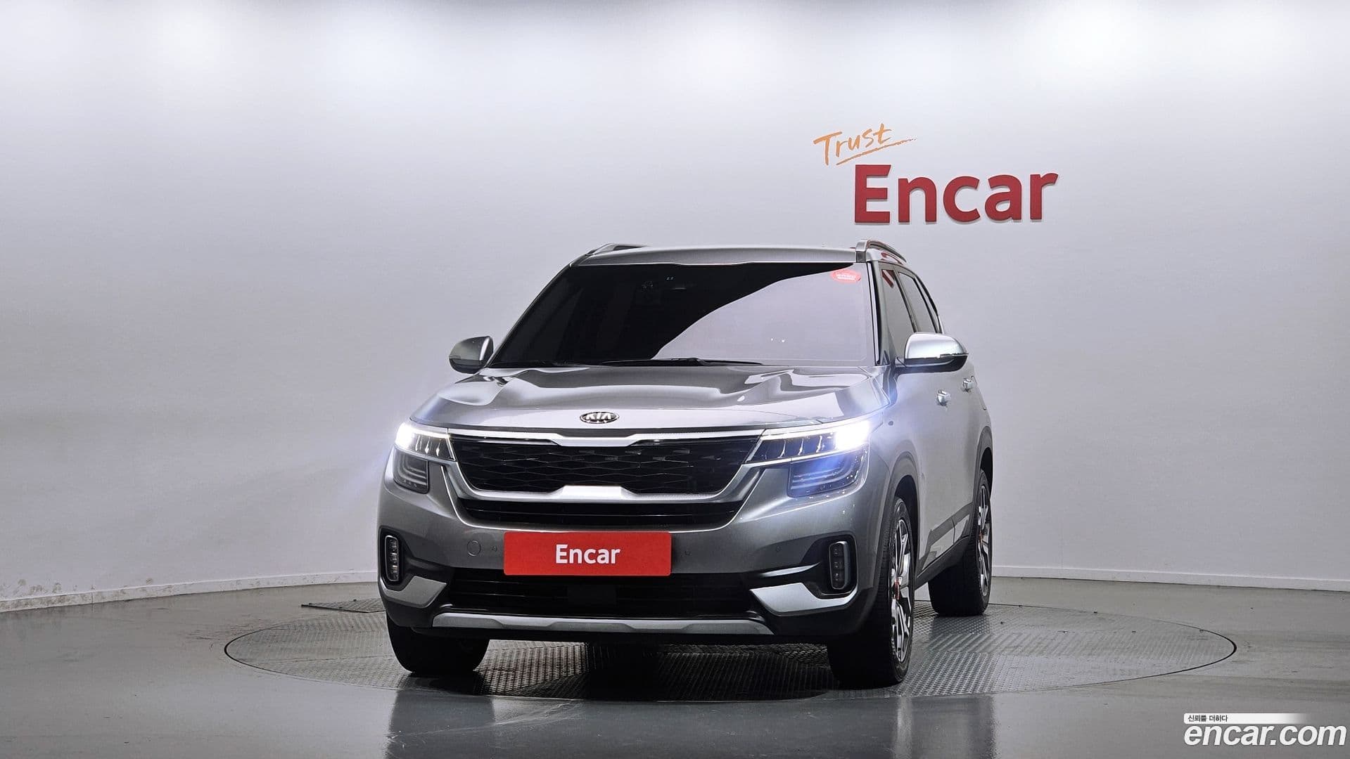 Main__Slider__Photo:Seltos Kia 2019.9-2