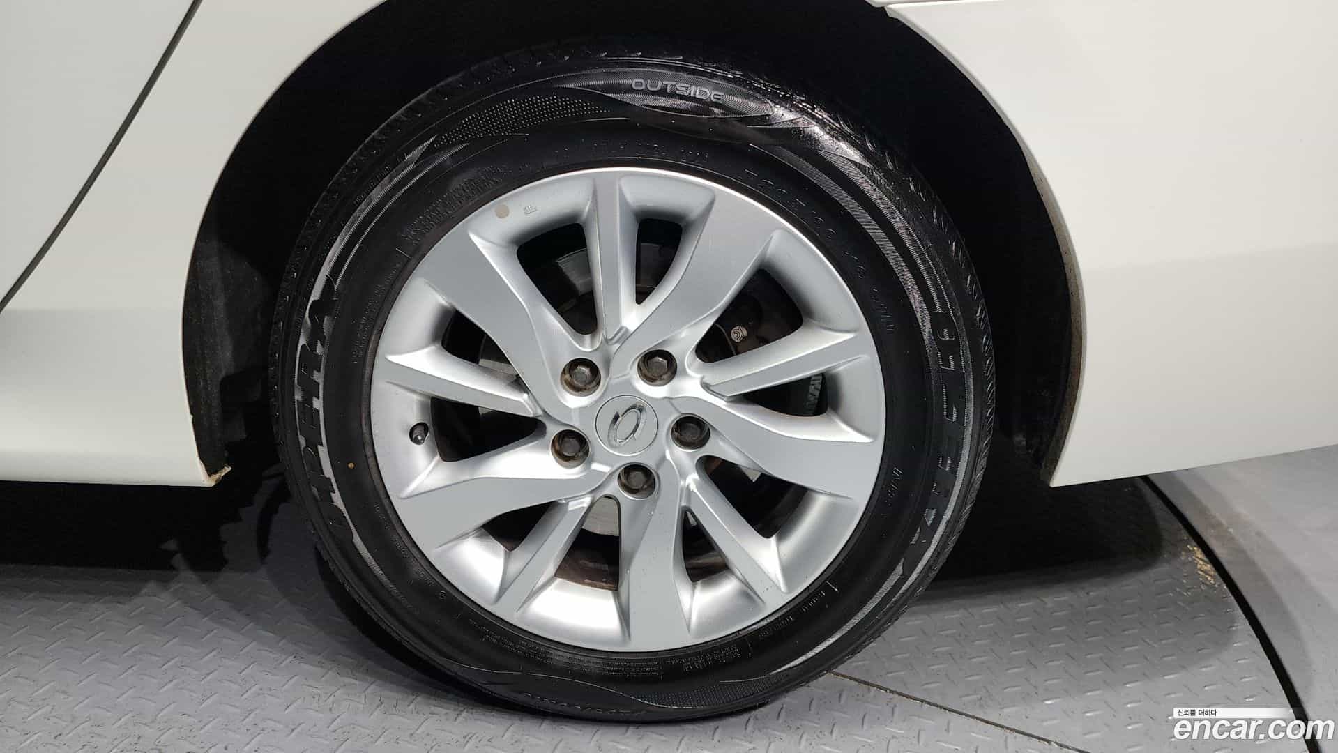 SM5 Renault-KoreaSamsung 2013.4-OUTER-005