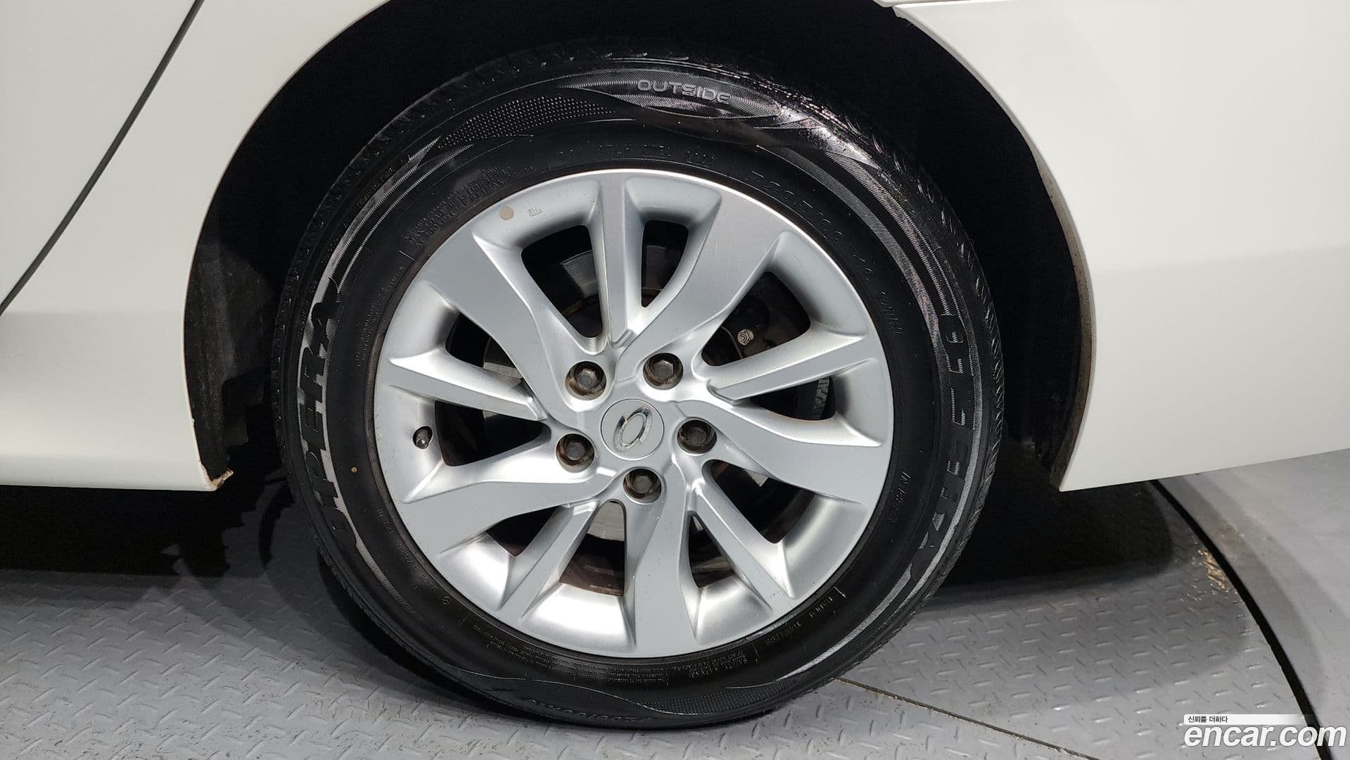 Main__Slider__Photo:SM5 Renault-KoreaSamsung 2013.4-4