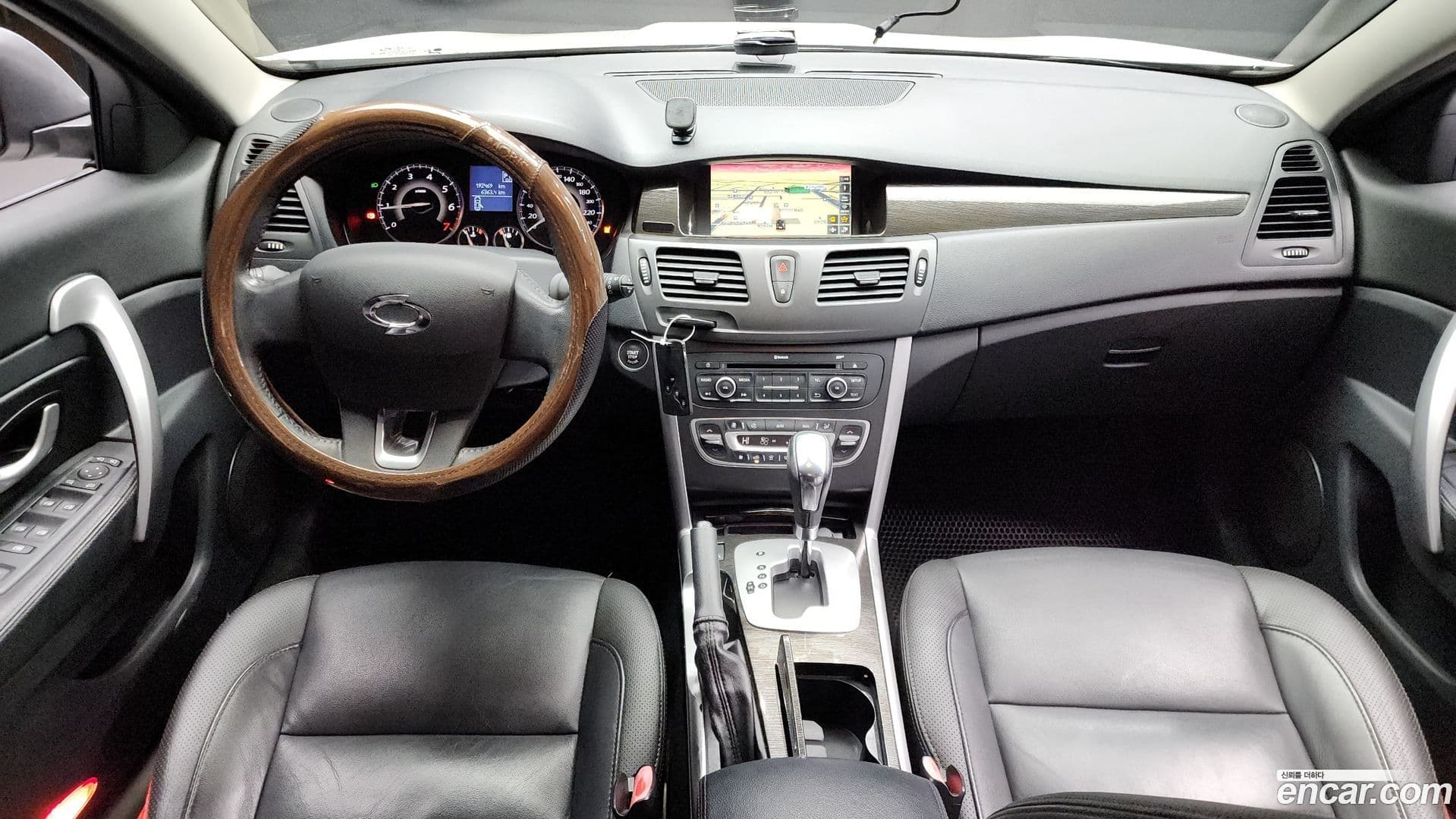 Main__Slider__Photo:SM5 Renault-KoreaSamsung 2013.4-6