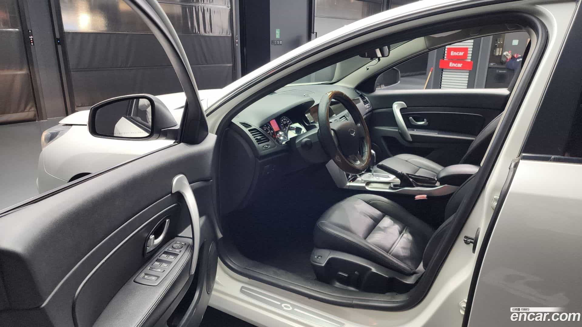 SM5 Renault-KoreaSamsung 2013.4-INNER-010