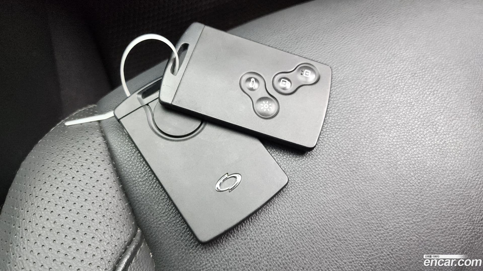 Main__Slider__Photo:SM5 Renault-KoreaSamsung 2013.4-18