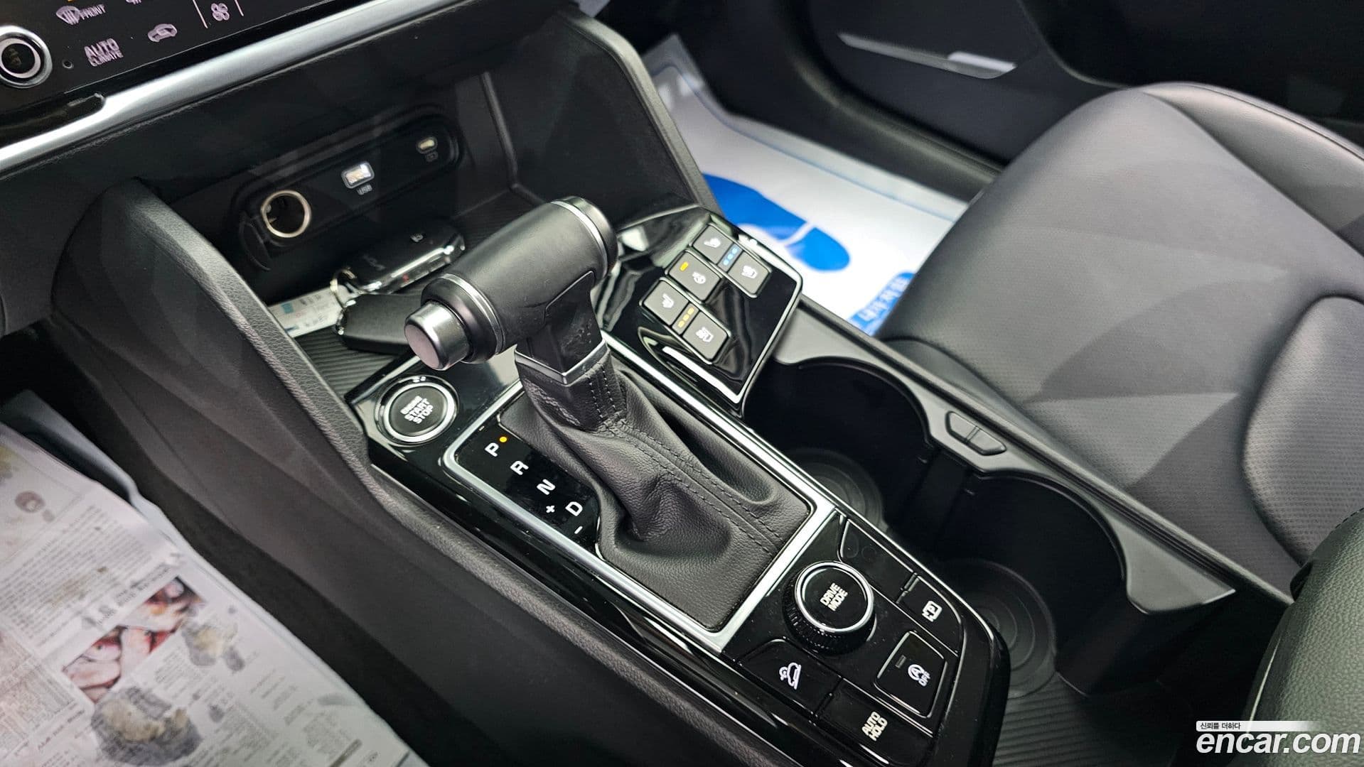 Main__Slider__Photo:Sportage Kia 2022.0-8