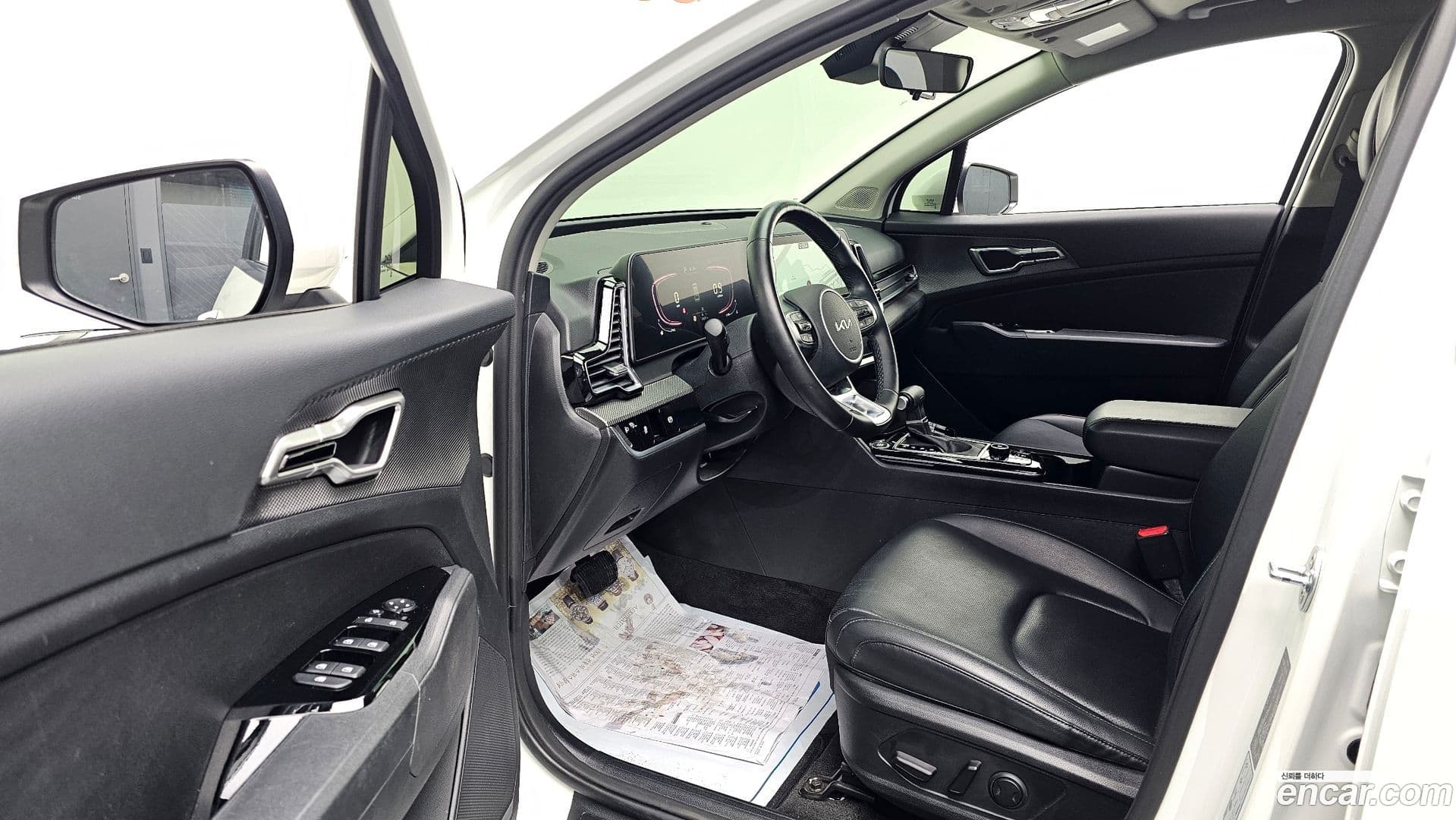 Main__Slider__Photo:Sportage Kia 2022.0-9