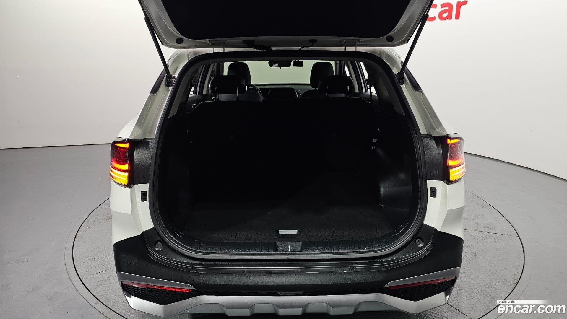 Main__Slider__Photo:Sportage Kia 2022.0-19