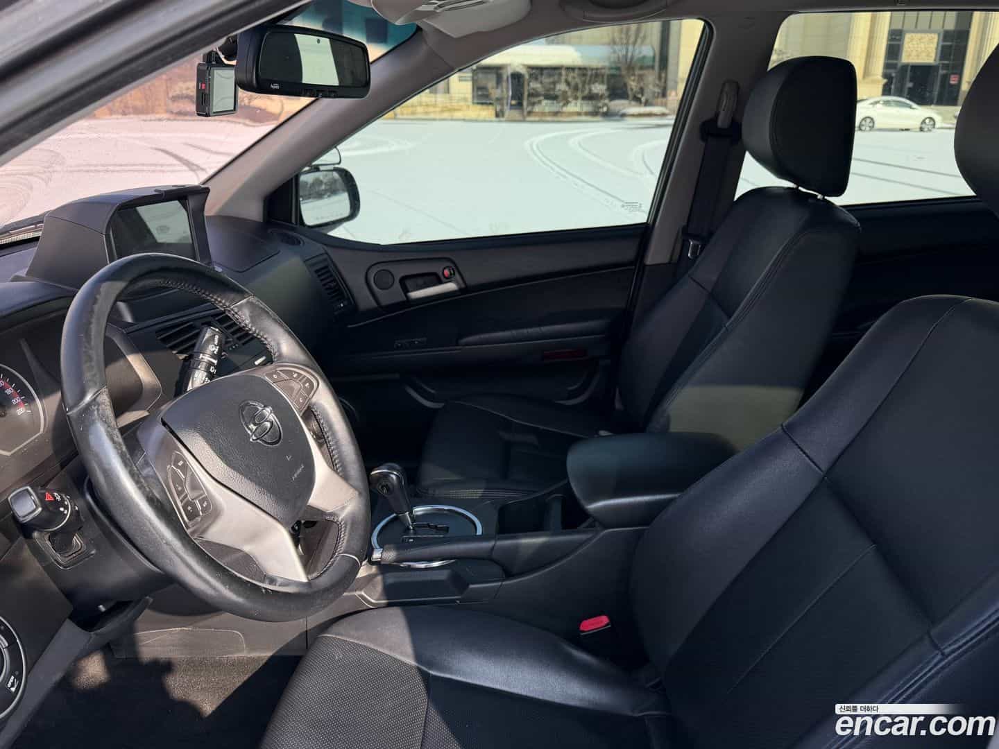 KORANDO KG_Mobility_Ssangyong 2015.9-OPTION-016