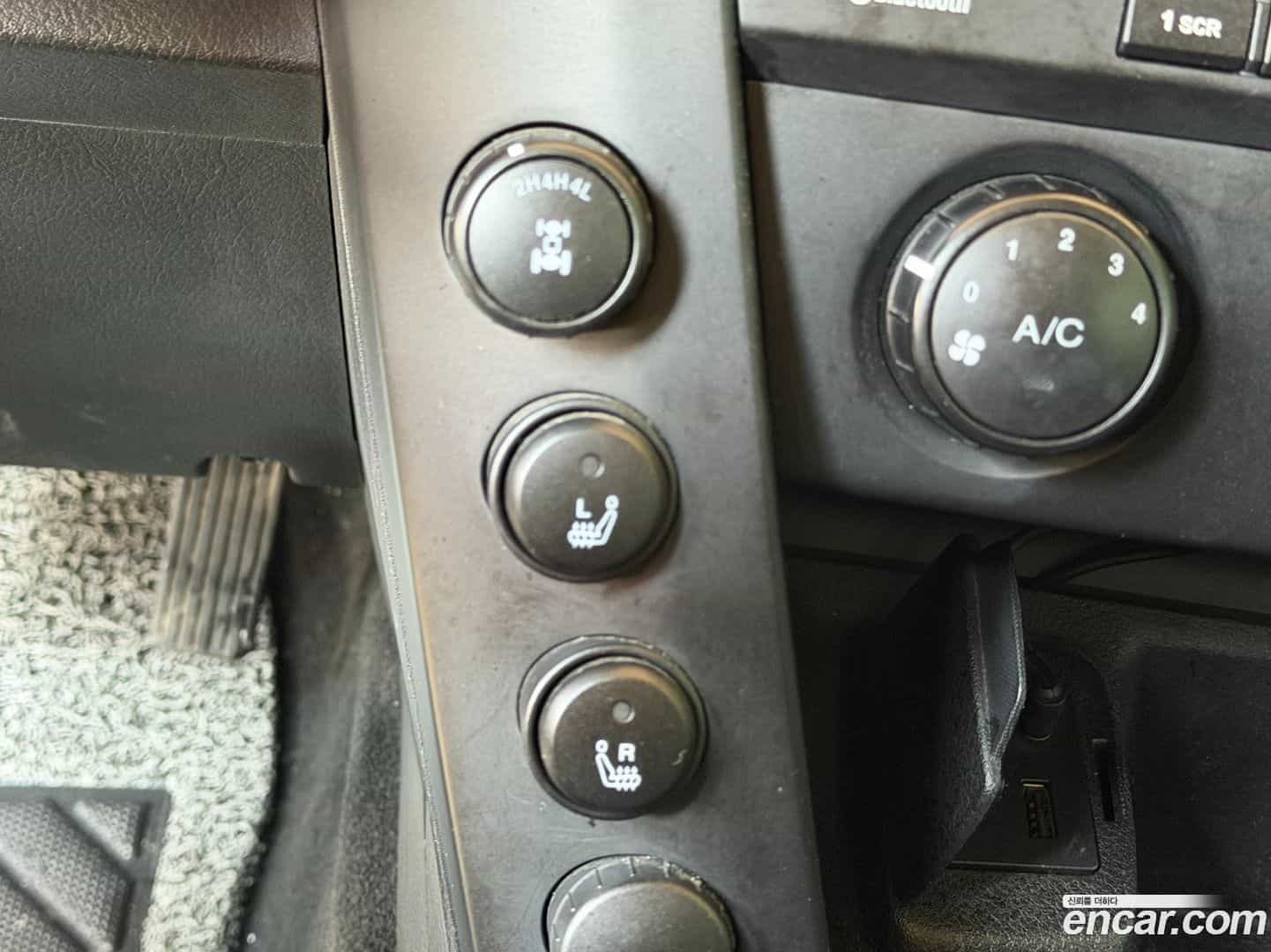 KORANDO KG_Mobility_Ssangyong 2015.9-OPTION-019