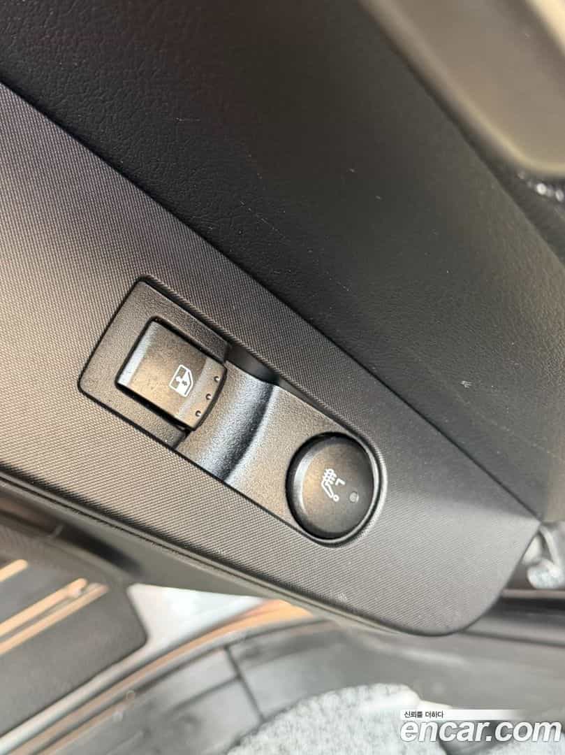 KORANDO KG_Mobility_Ssangyong 2015.9-OPTION-020