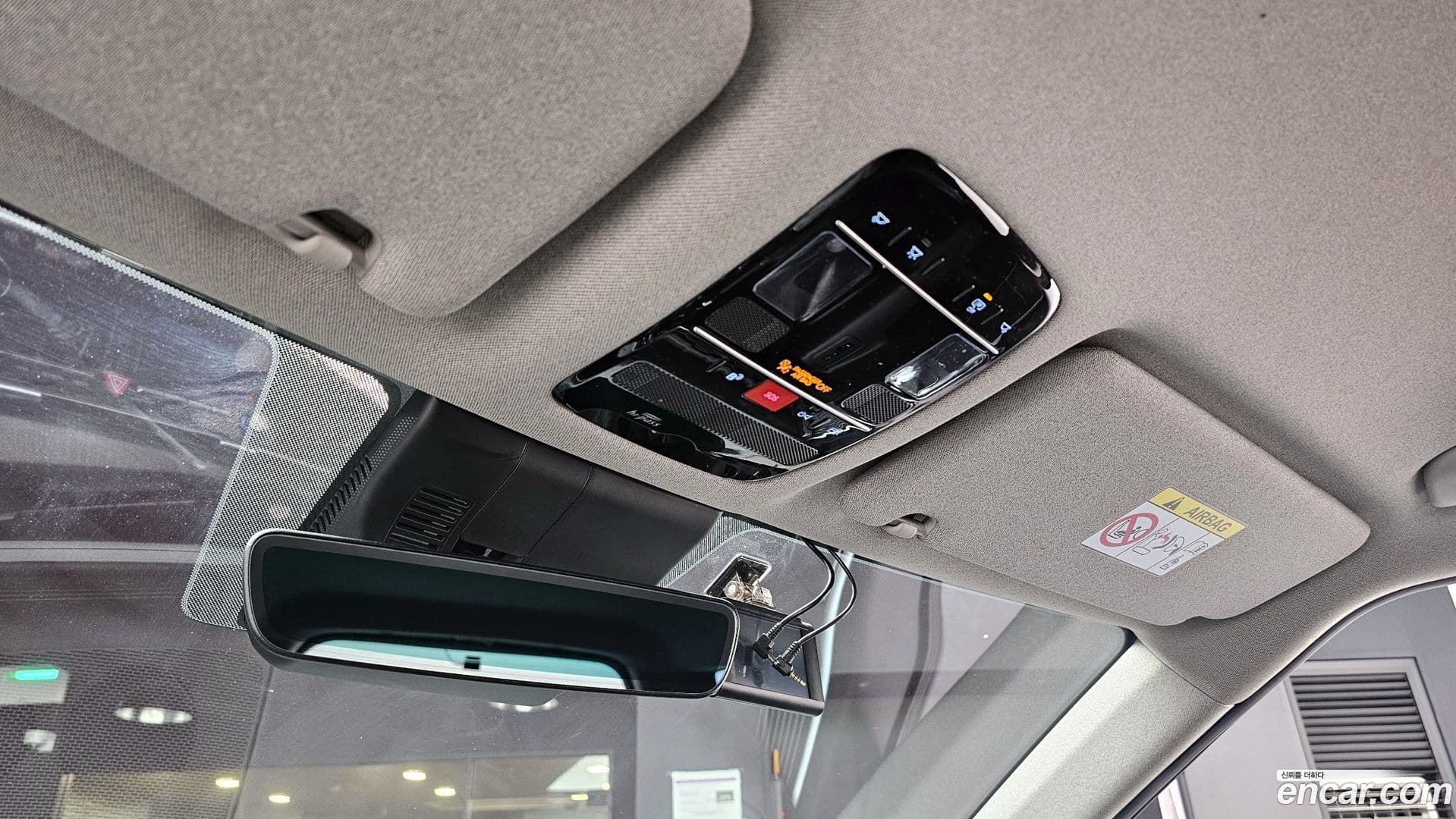 Main__Slider__Photo:Santafe Hyundai 2024.2-16