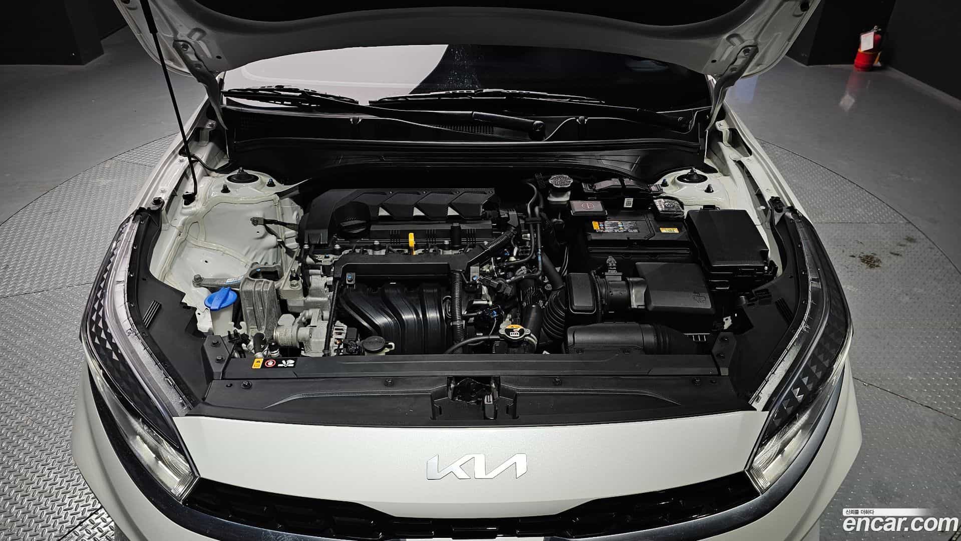K3 Kia 2022.10-INNER-006