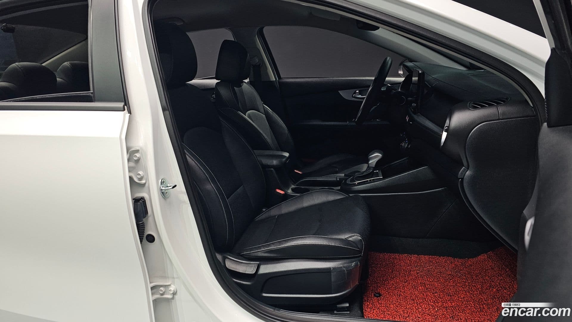 Main__Slider__Photo:K3 Kia 2022.10-9