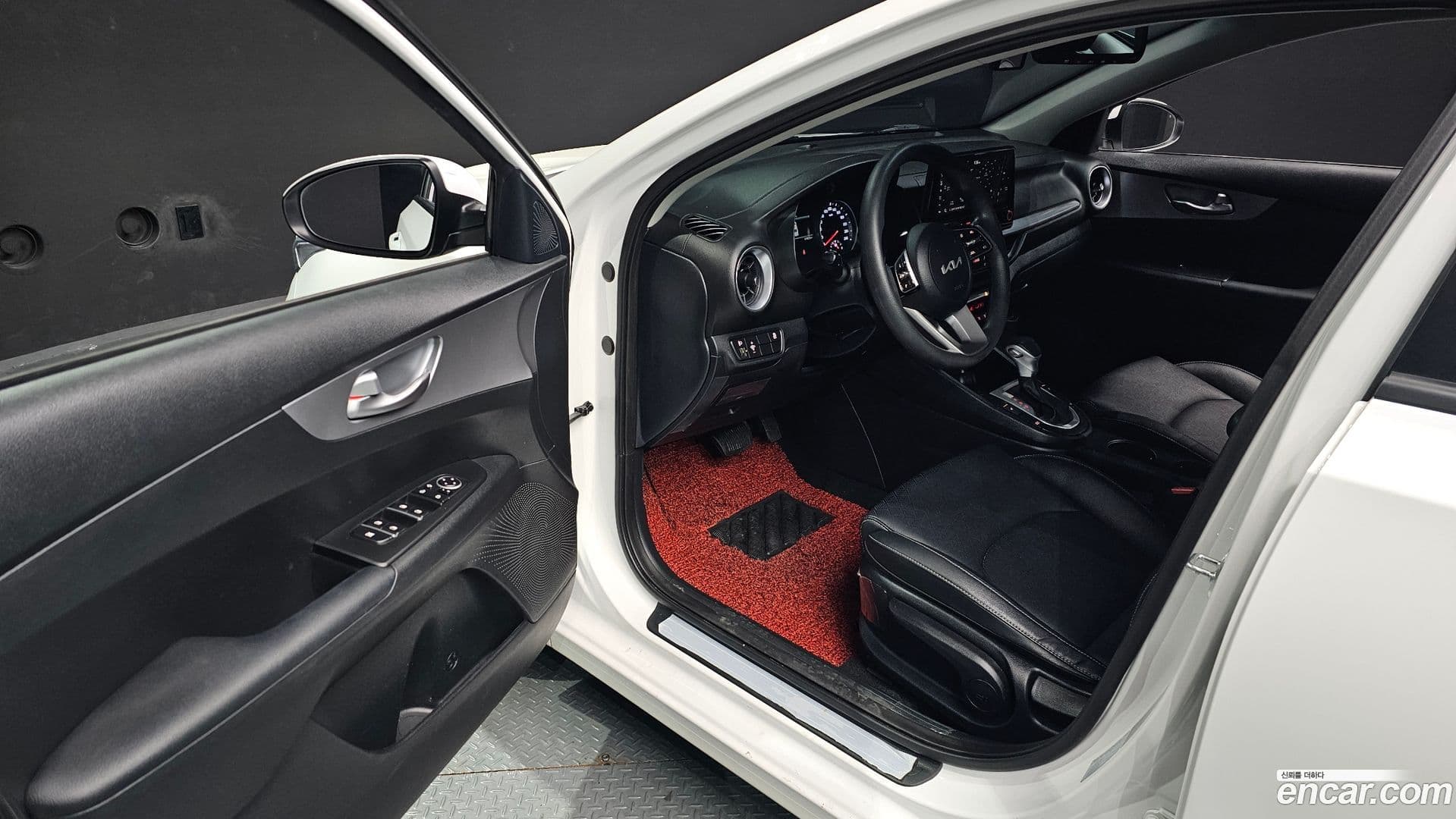 Main__Slider__Photo:K3 Kia 2022.10-10