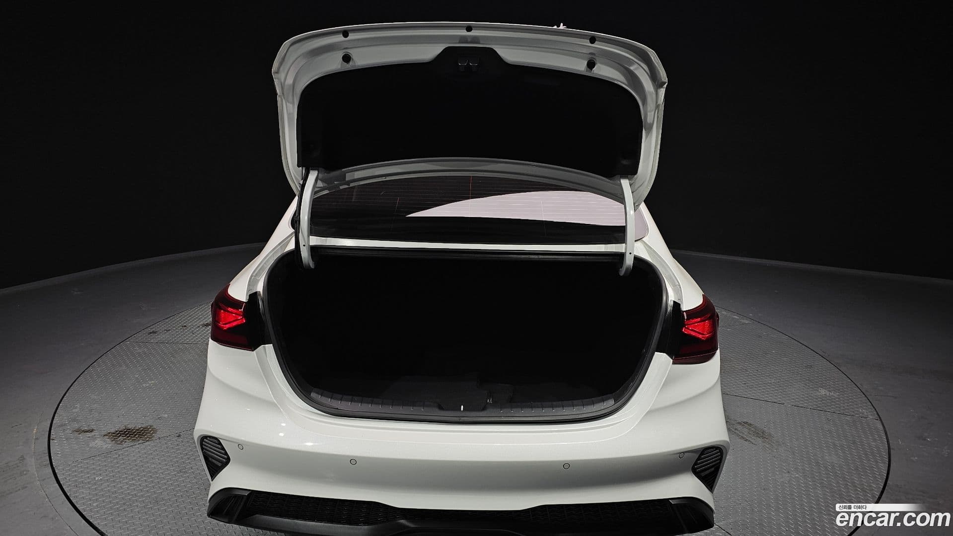 Main__Slider__Photo:K3 Kia 2022.10-19