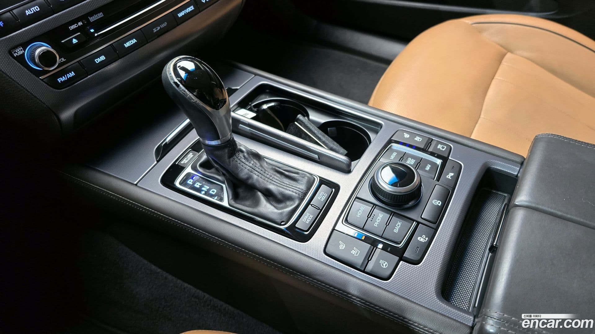 Main__Slider__Photo:Genesis Hyundai 2015.4-8