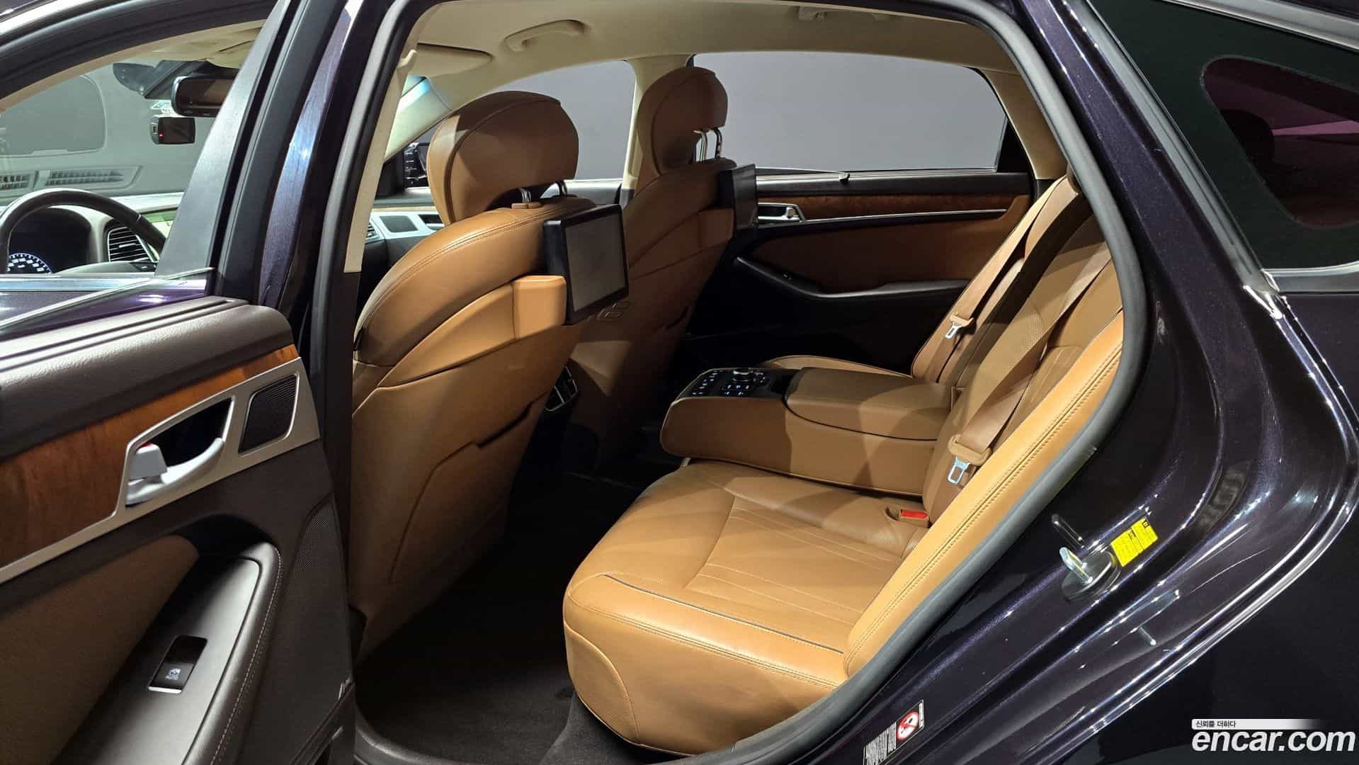 Genesis Hyundai 2015.4-OPTION-016