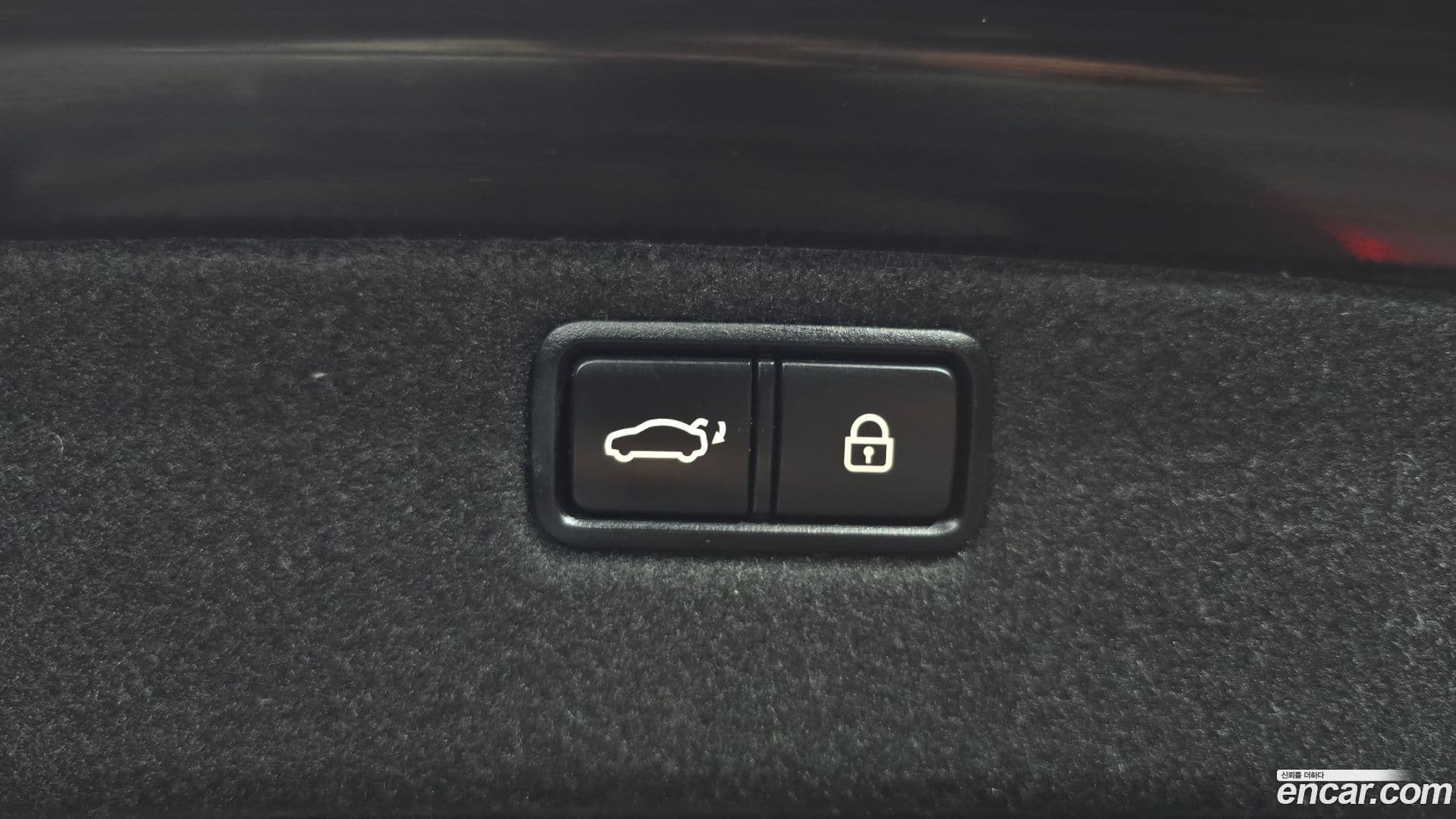 Main__Slider__Photo:Genesis Hyundai 2015.4-17