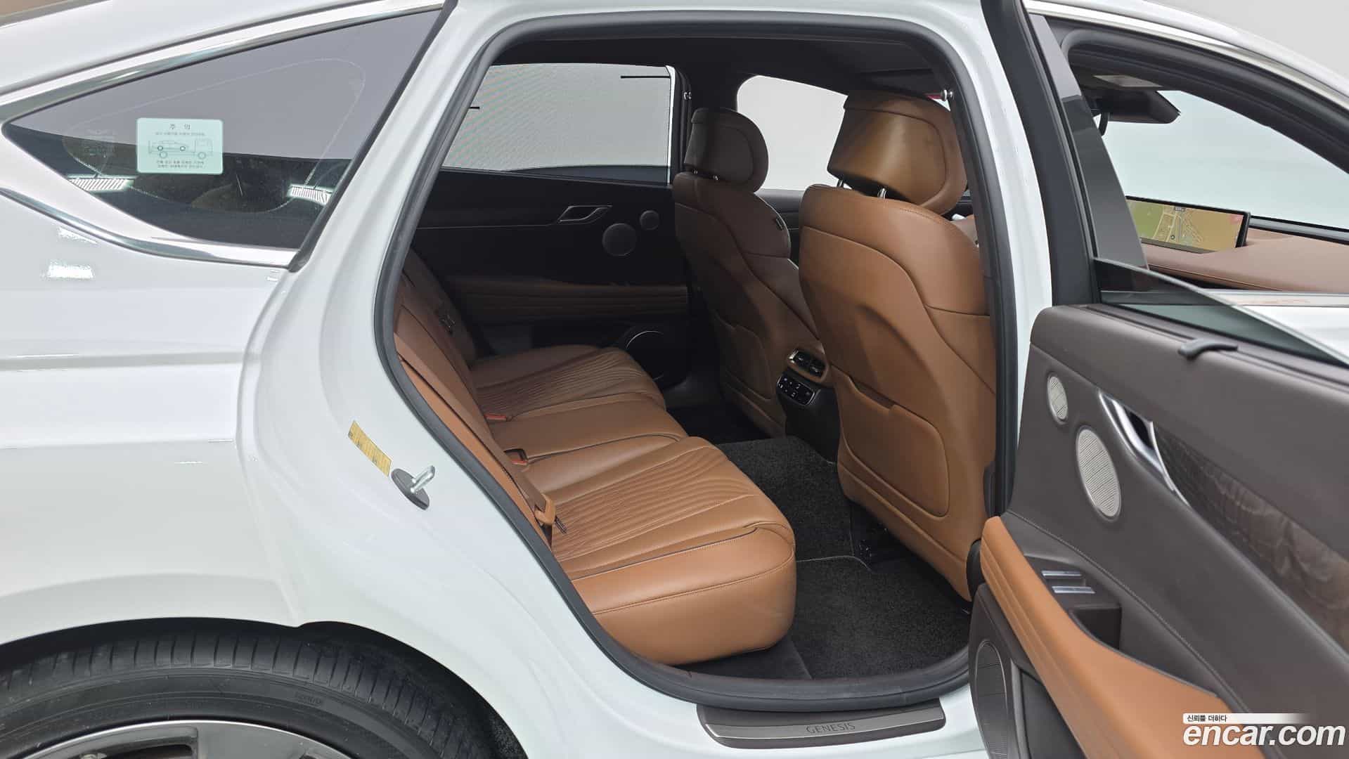 G80 Genesis 2021.0-OPTION-016