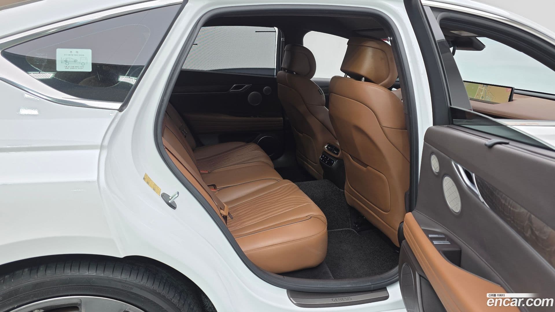 Main__Slider__Photo:G80 Genesis 2021.0-11