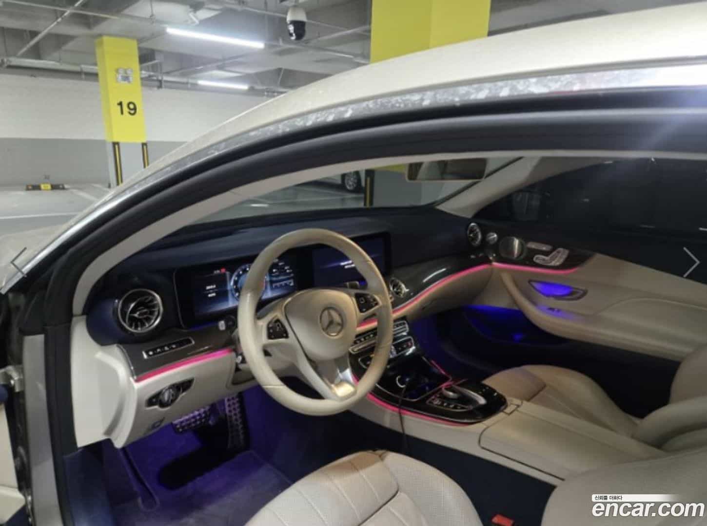 E-Class Mercedes-Benz 2018.4-OUTER-003