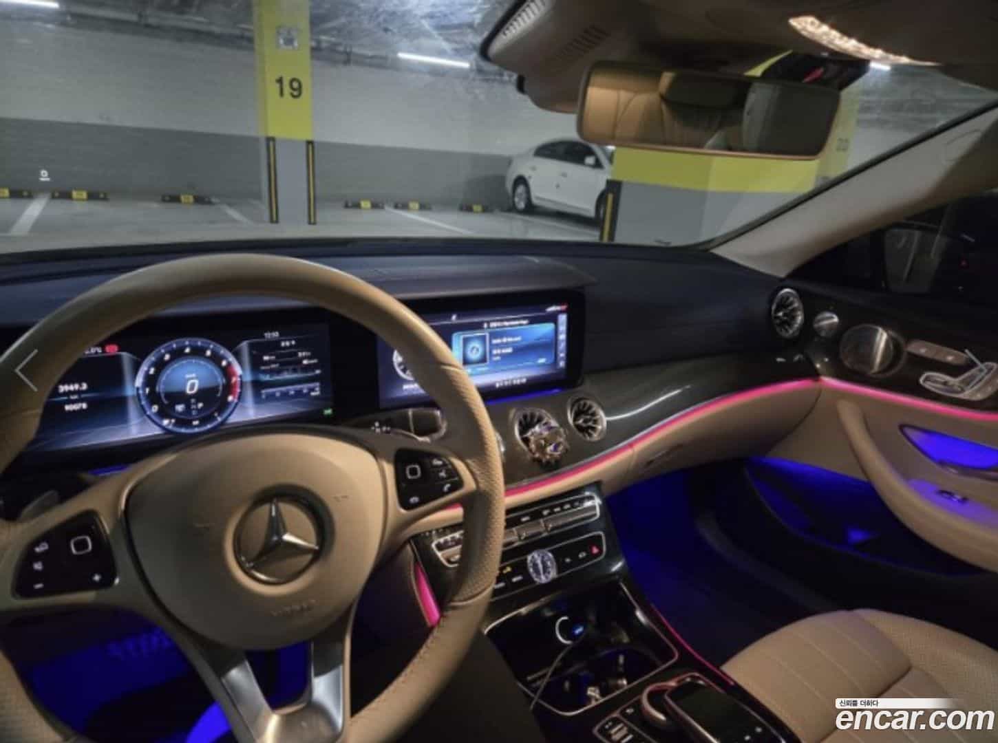 E-Class Mercedes-Benz 2018.4-OUTER-004