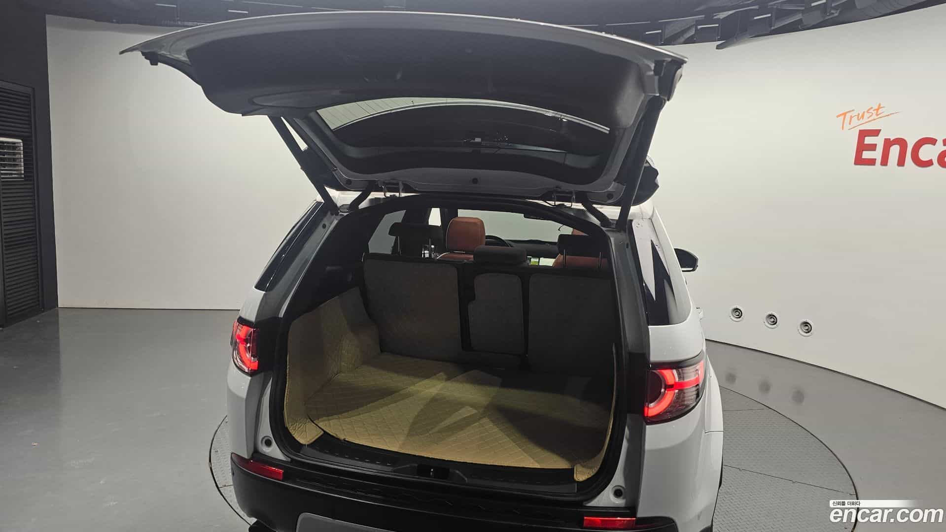 Discovery Sport Land Rover 2017.1-OPTION-024