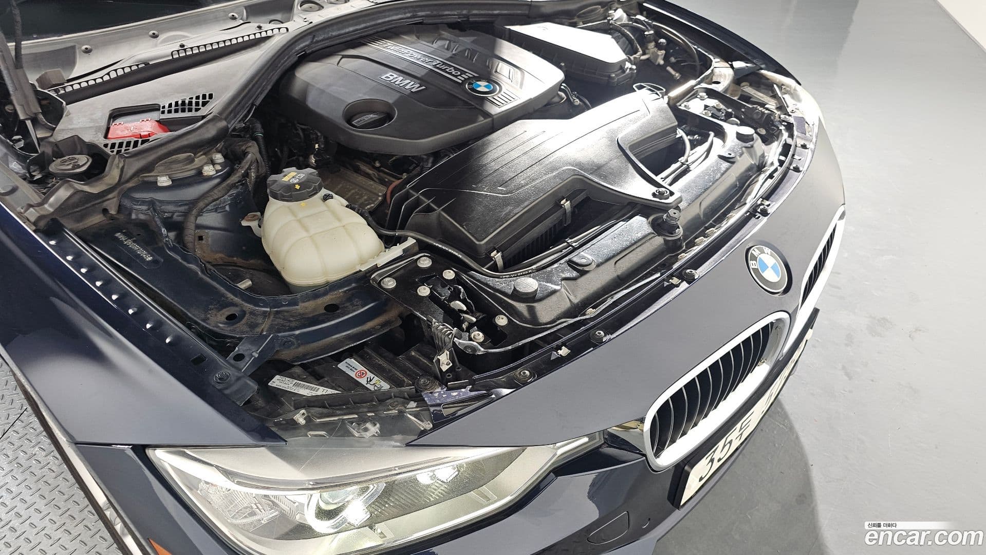 Main__Slider__Photo:3-Series BMW 2015.5-5