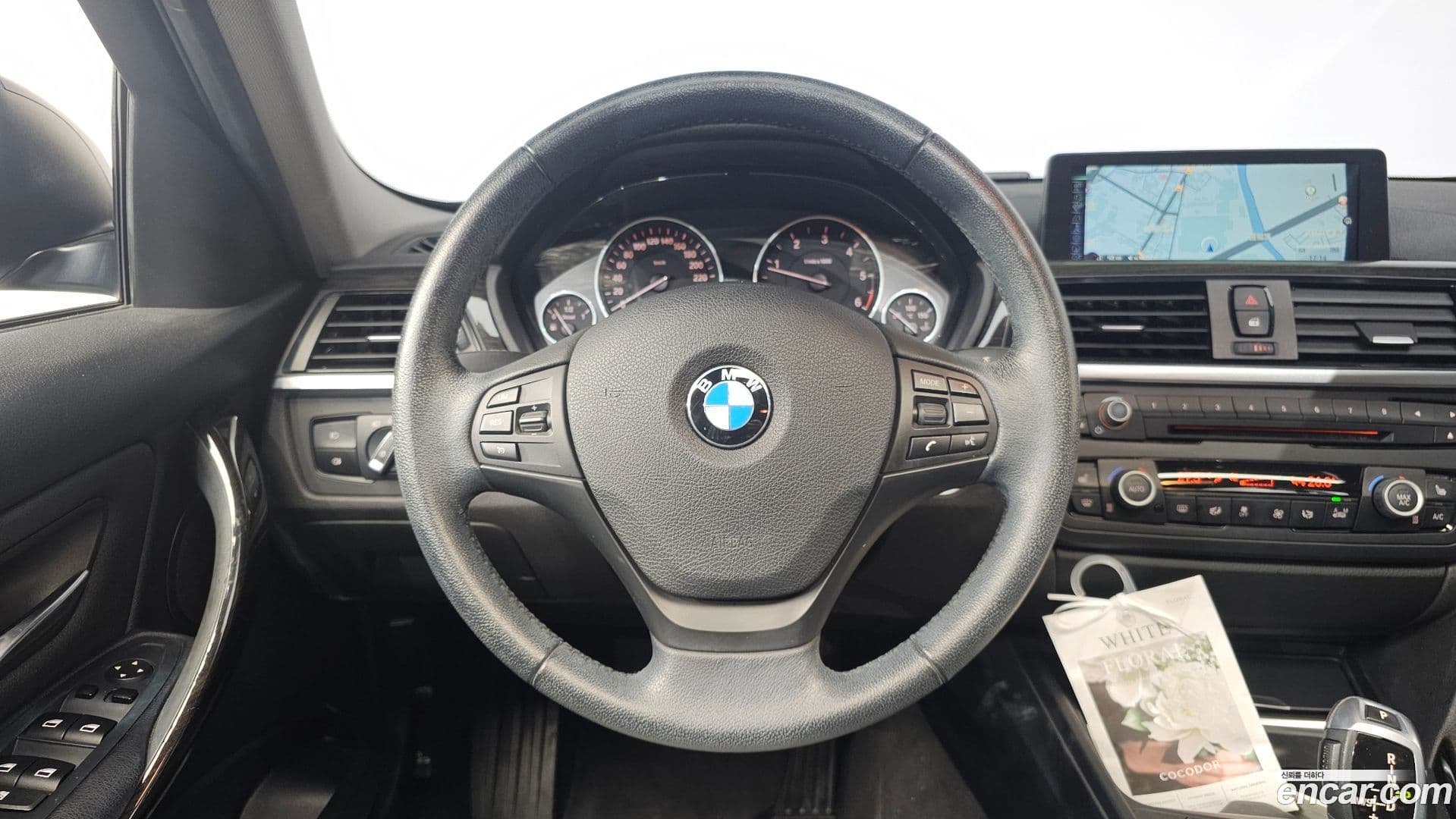 Main__Slider__Photo:3-Series BMW 2015.5-13