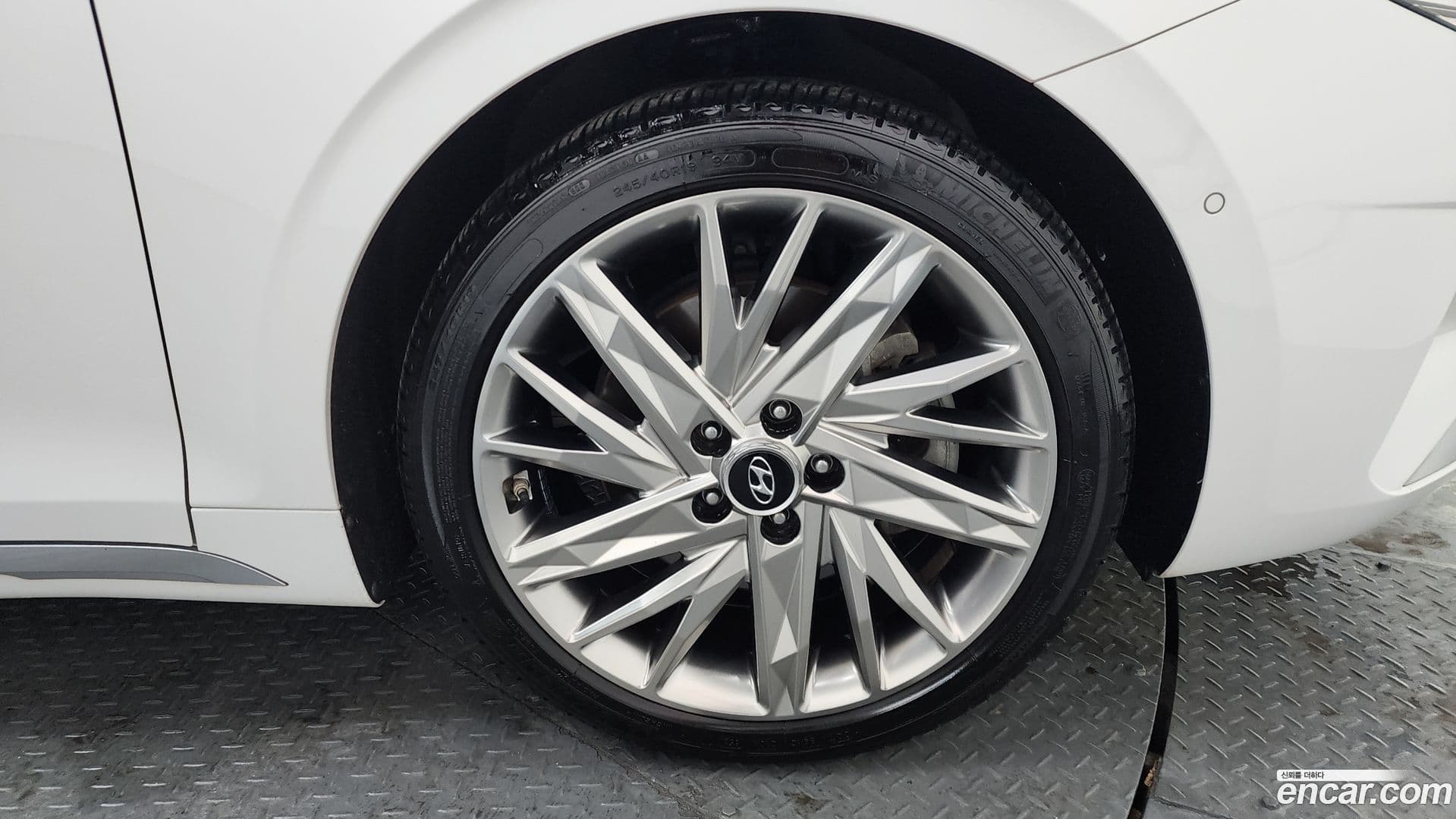 Main__Slider__Photo:Grandeur Hyundai 2021.5-4