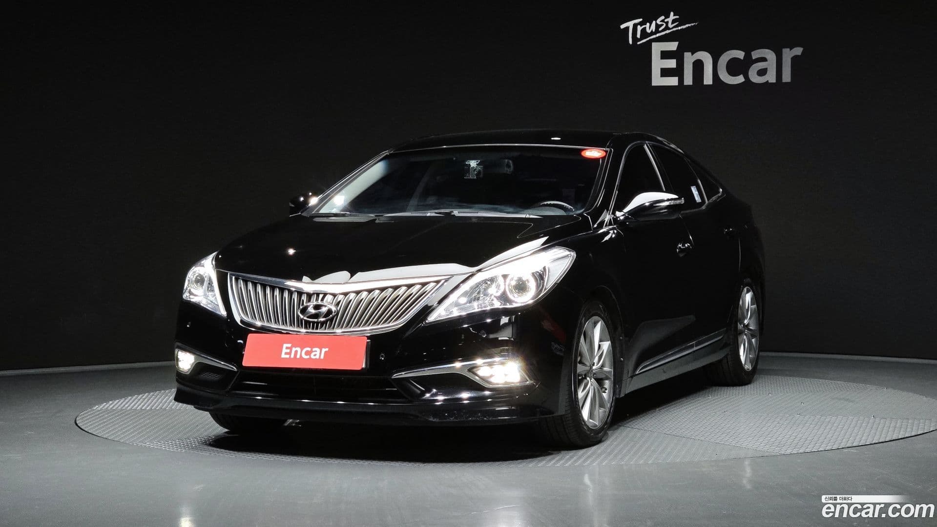 Main__Slider__Photo:Grandeur Hyundai 2016.1-0