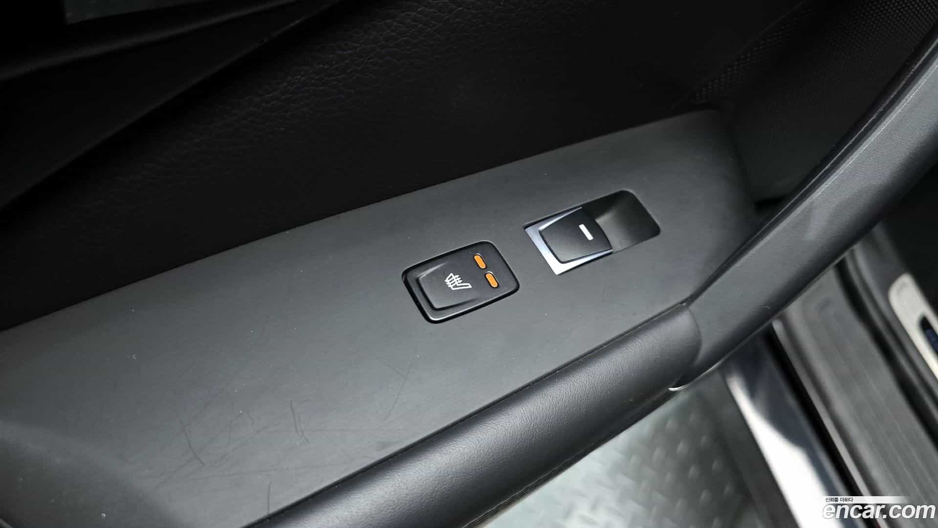 Grandeur Hyundai 2016.1-OPTION-021