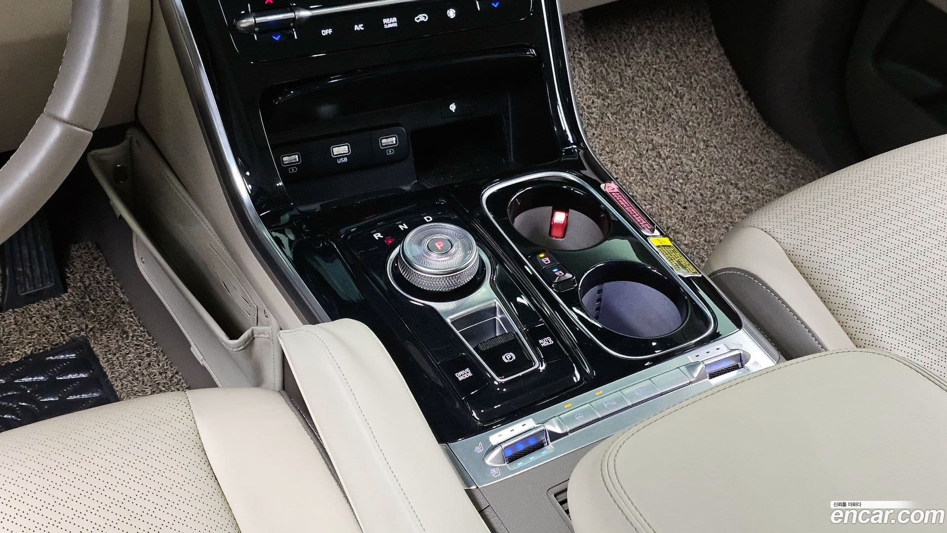 Main__Slider__Photo:Canival Kia 2022.10-8