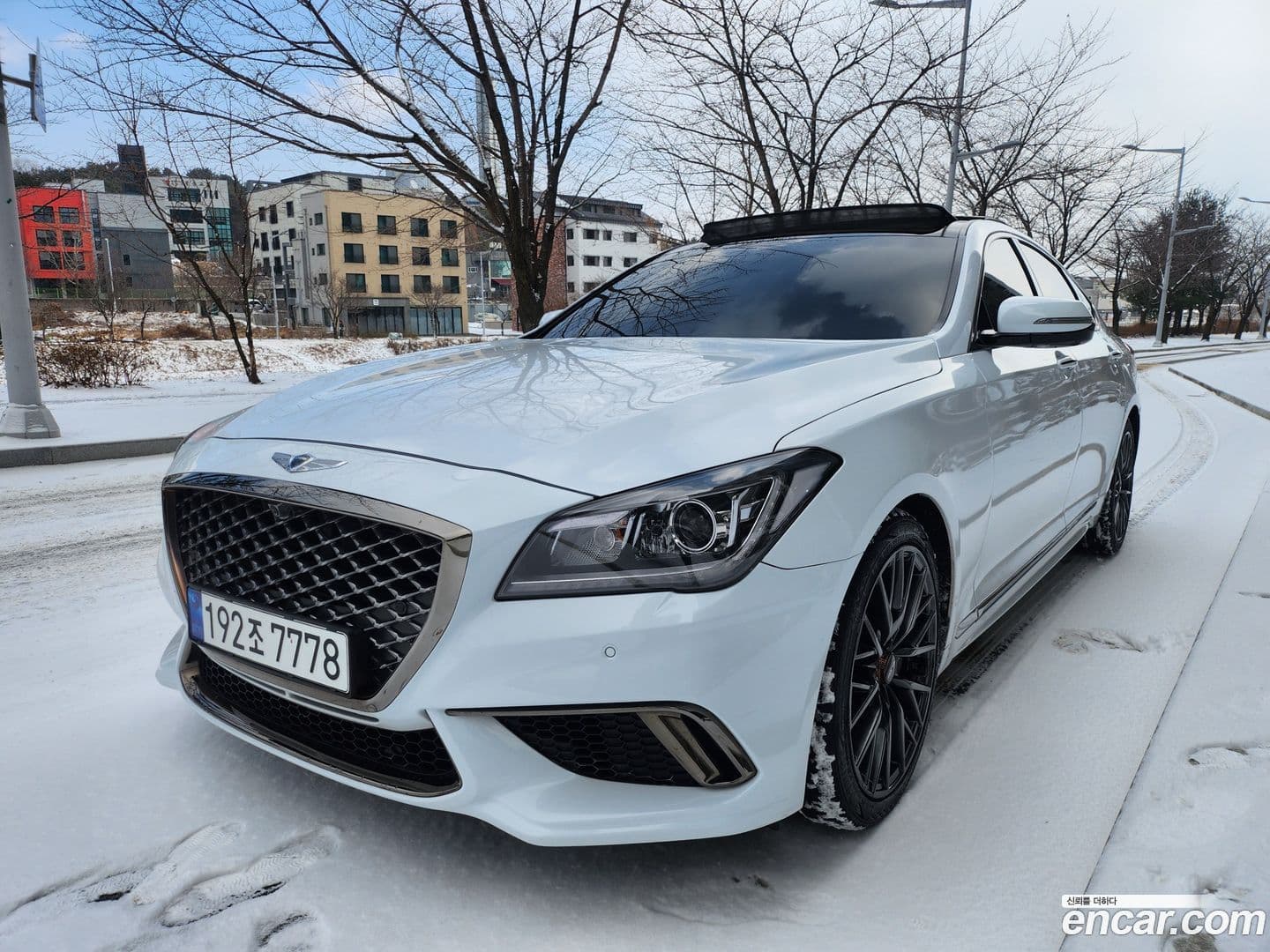 Main__Slider__Photo:G80 Genesis 2017.11-0