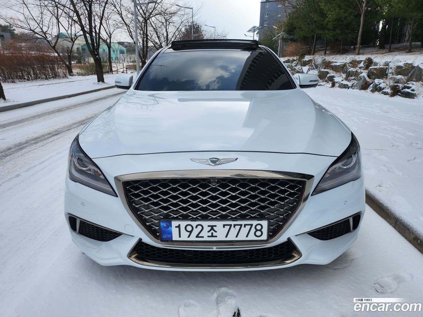 Main__Slider__Photo:G80 Genesis 2017.11-2