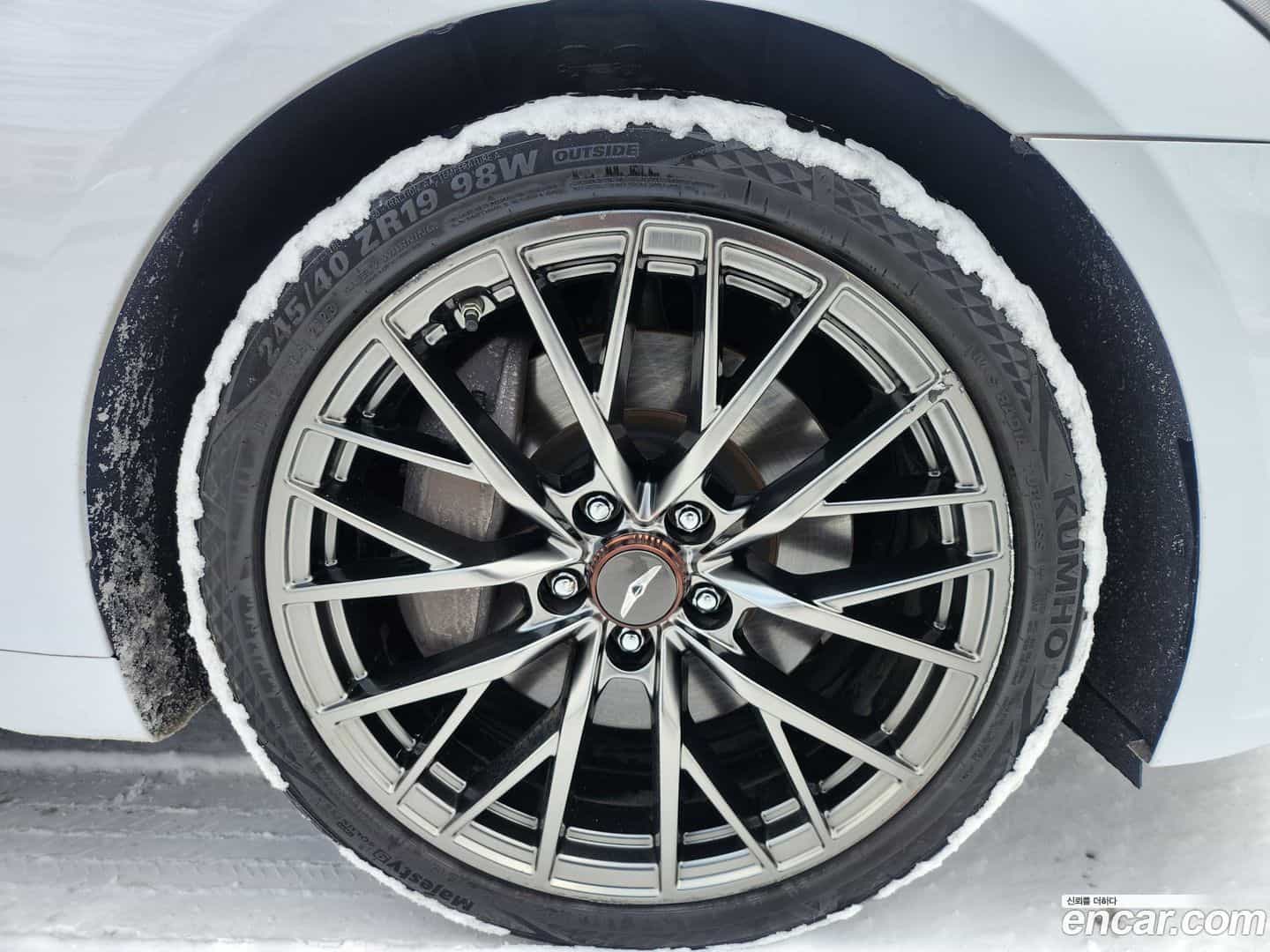 G80 Genesis 2017.11-OUTER-005