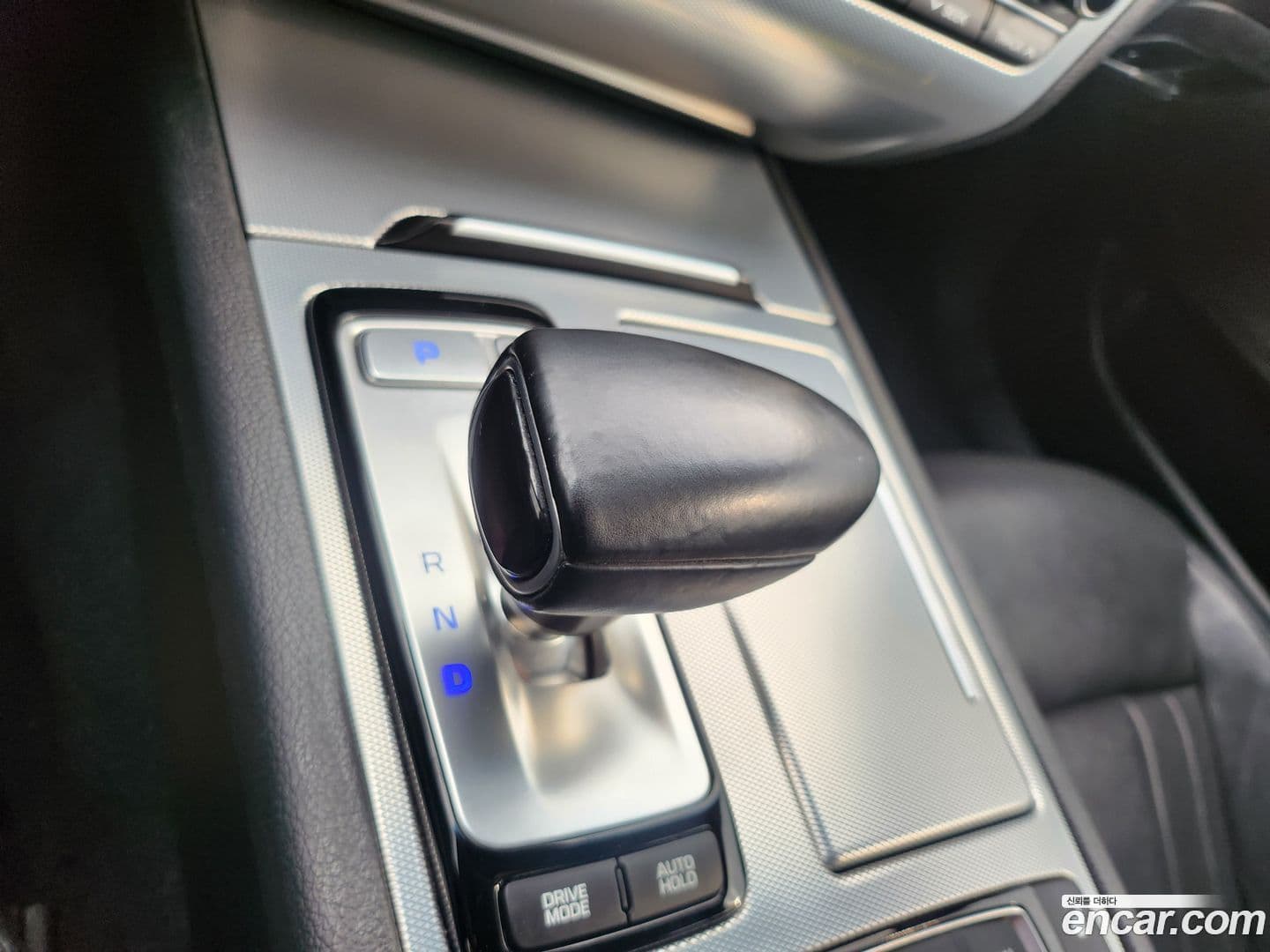 Main__Slider__Photo:G80 Genesis 2017.11-8