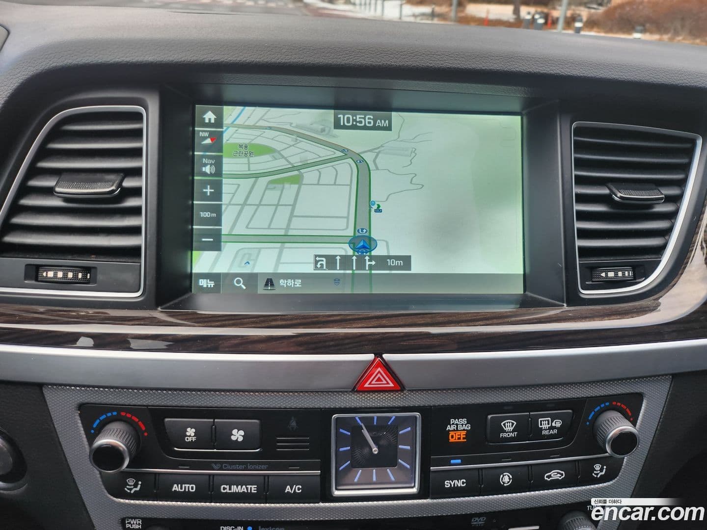 Main__Slider__Photo:G80 Genesis 2017.11-13