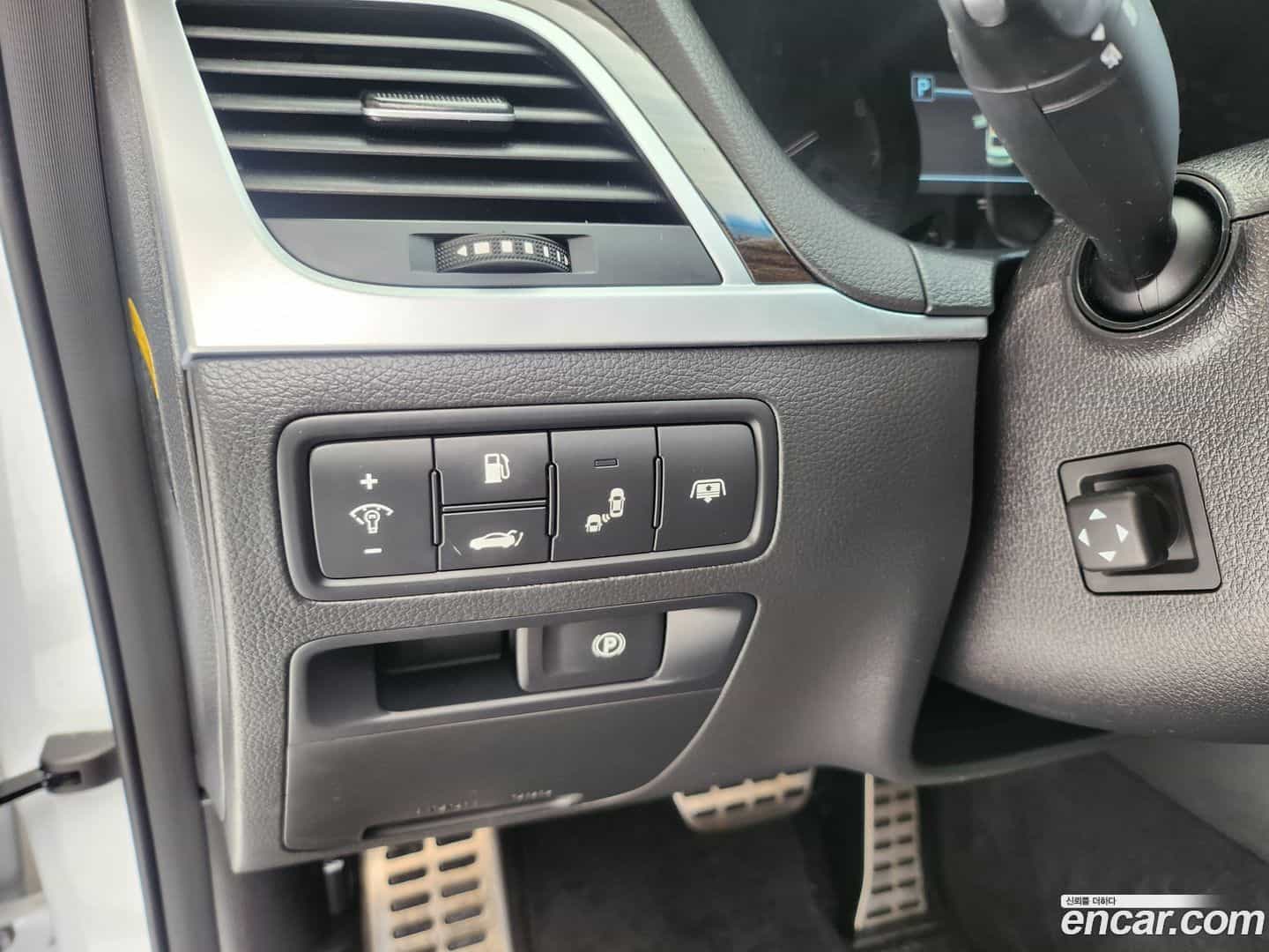 G80 Genesis 2017.11-OPTION-021