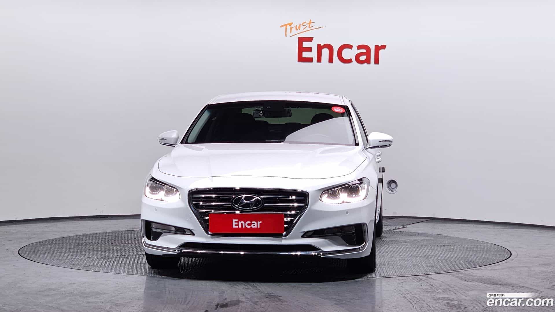 Grandeur Hyundai 2017.0-OUTER-003