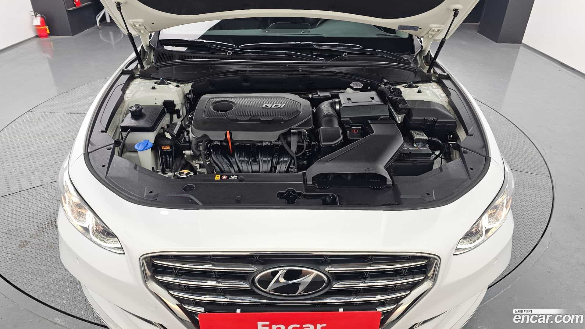 Grandeur Hyundai 2017.0-INNER-006