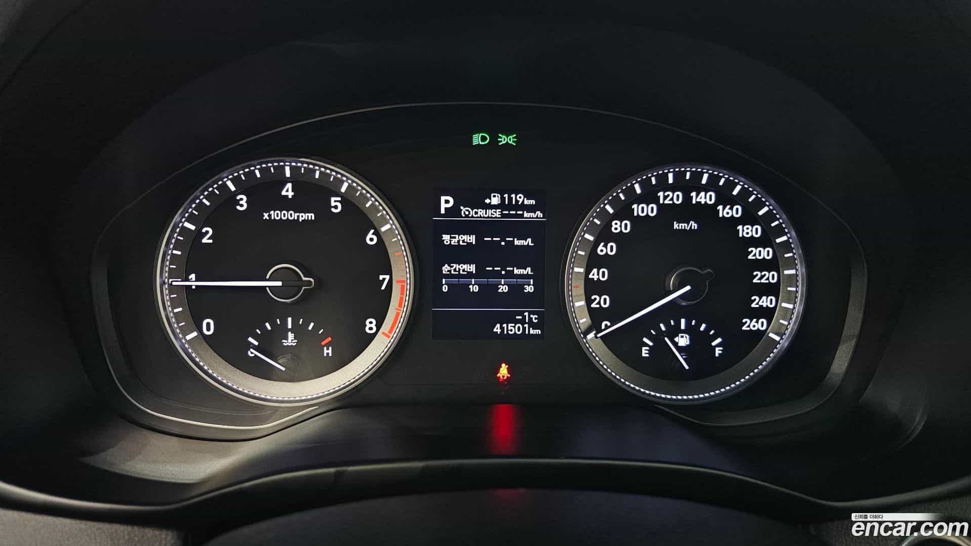 Grandeur Hyundai 2017.0-INNER-008