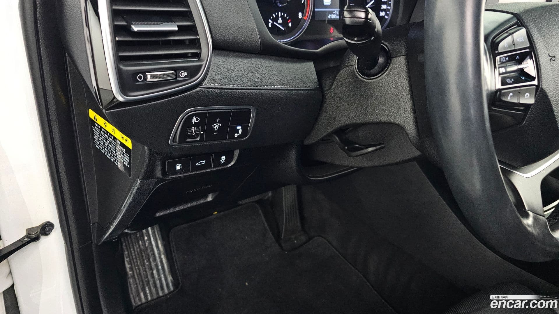 Main__Slider__Photo:Grandeur Hyundai 2017.0-16